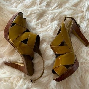 Banana Republic high heels Olivia sandals in Clay